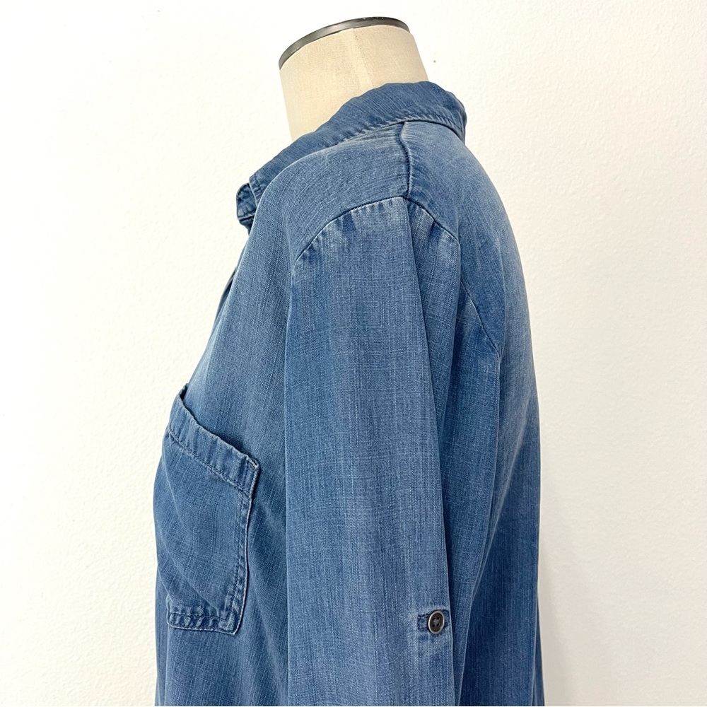 Cloth & Stone- Chambray Split Back Button Down Sh… - image 5
